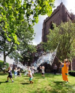 bubble entertainer kids party Stroud Glos