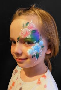 kids party entertainer Stroud pretty face painting