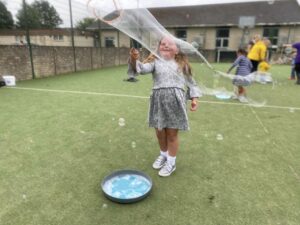 Bubble party have a go bubble workshop