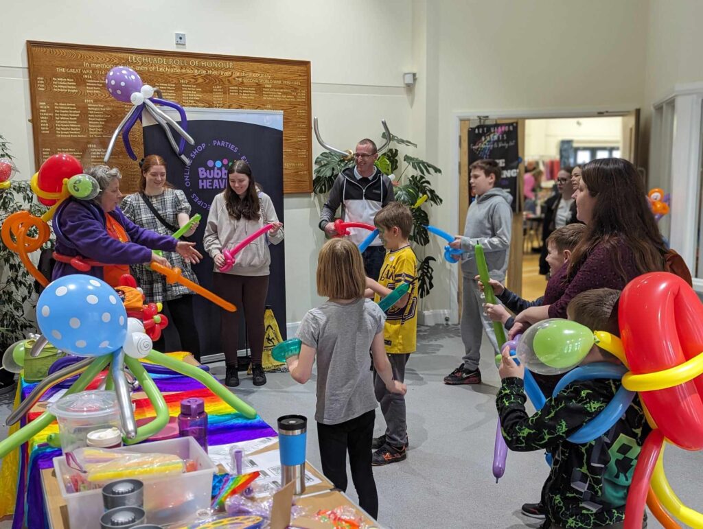 balloon modelling workshop entertainer