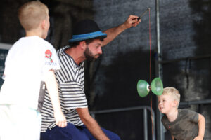 Circus entertainer kids party diabolo skills workshop