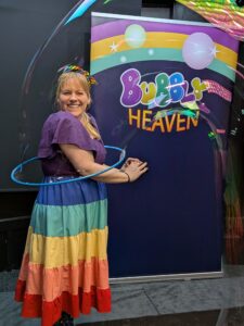 Children's party entertainer in Stroud, Cheltenham, Gloucester & Cotswolds